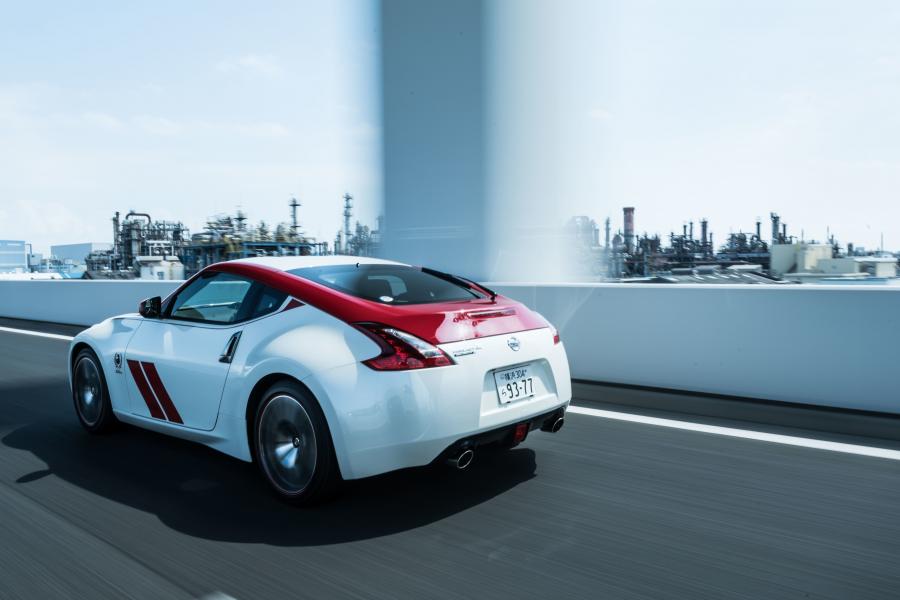  Nissan Fairlady Z 50th Anniversary 2019 года  (фото 16 из 21)